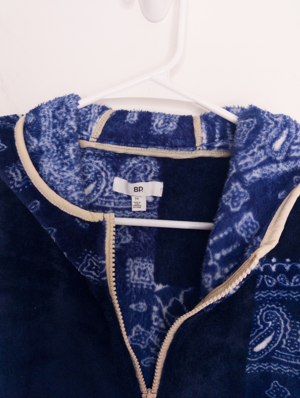 BP Nordstrom Women's Hoodie Size Medium Bandana Patchwork Print Navy Blue - Picture 4 of 5